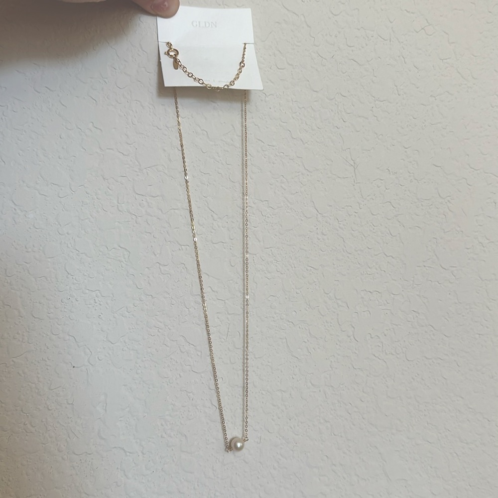 GLDN Single Pearl Necklace with Gold Chain - Pleine Lune Necklace